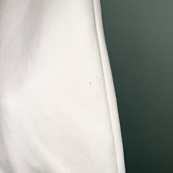 Lulus Chic White Strapless Wide-Leg Jumpsuit V-Neck Flounce Overlay Size Large - Picture 8 of 9